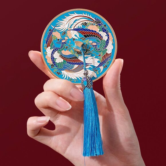 🌷New🌷 Elegant The Palace Museum Portable Makeup Mirror with Detachable Tassels